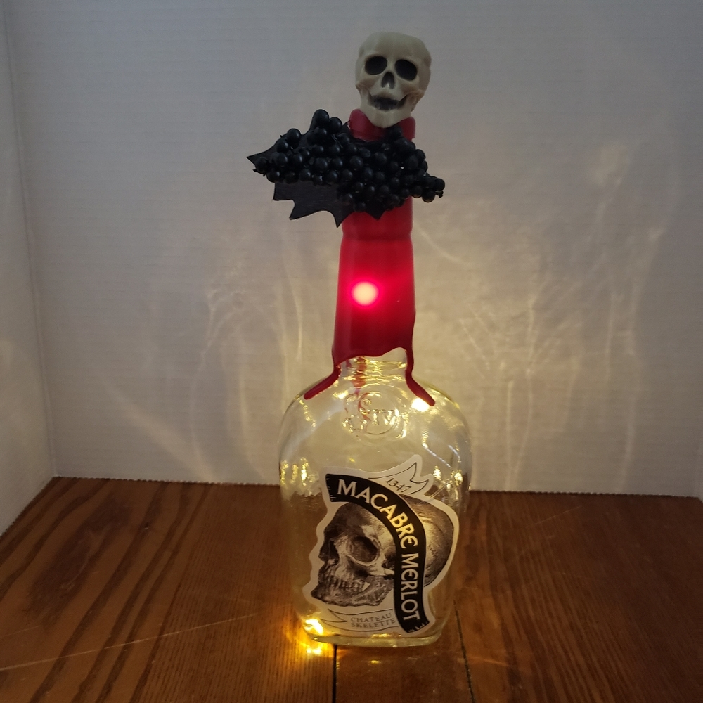 Halloween light up bottle
